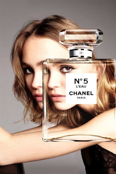 chanel perfume ad 2018|chanel no 5 perfume advertisements.